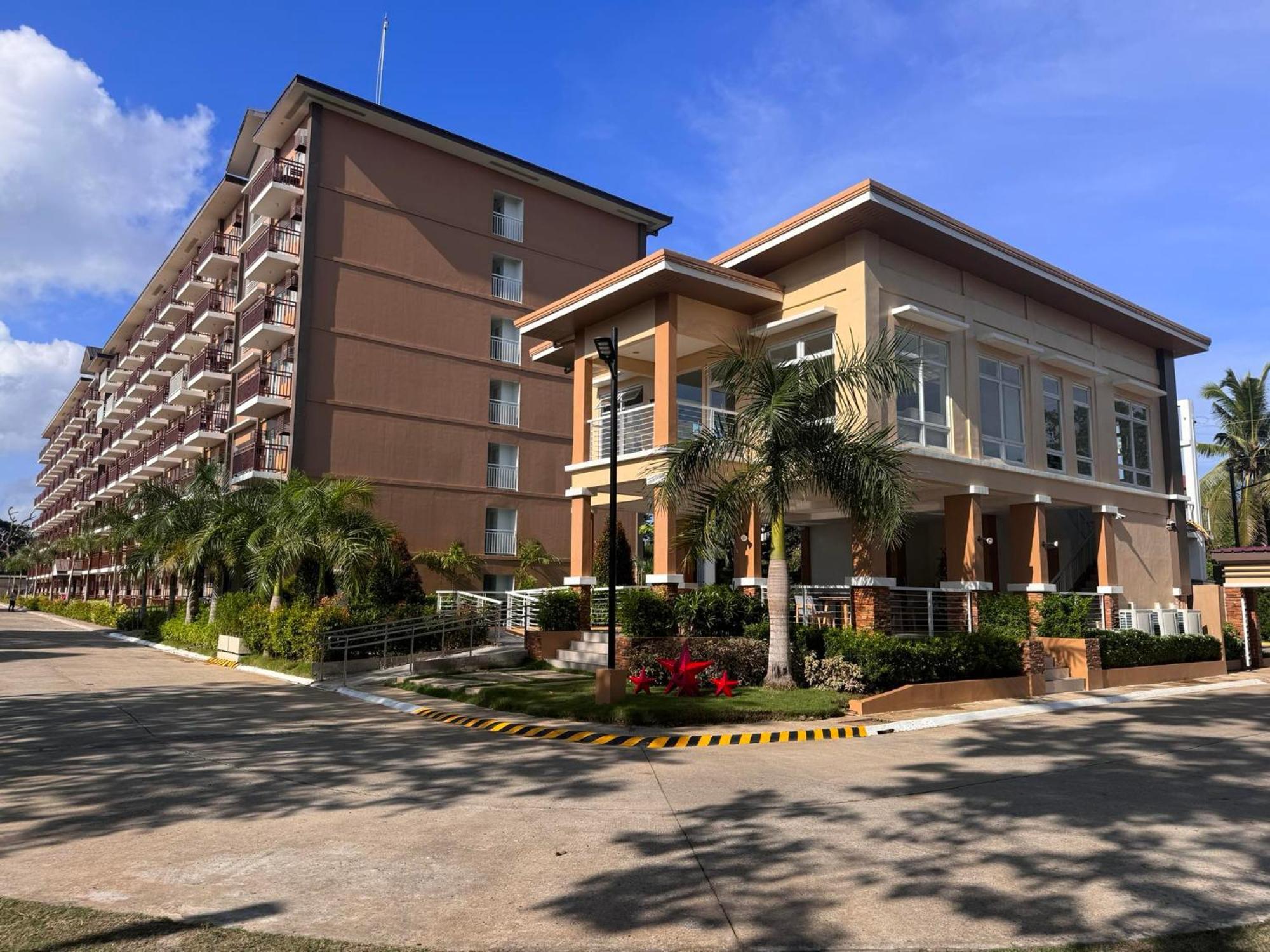Palawan Modern Living In A Thoughtfully Designed Staycation Near Airport - B1 5Kunzite Puerto Princesa Exterior photo