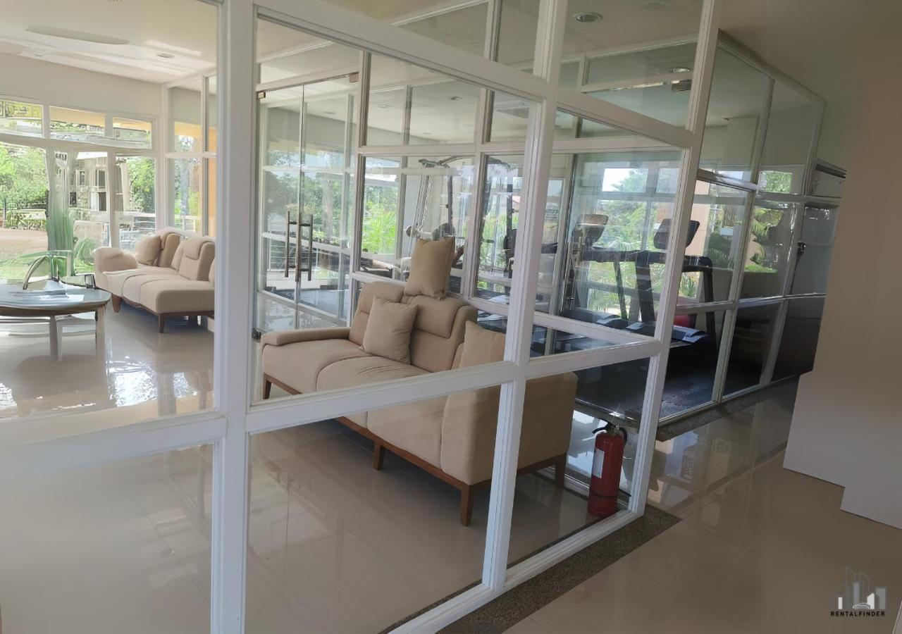 Palawan Modern Living In A Thoughtfully Designed Staycation Near Airport - B1 5Kunzite Puerto Princesa Exterior photo